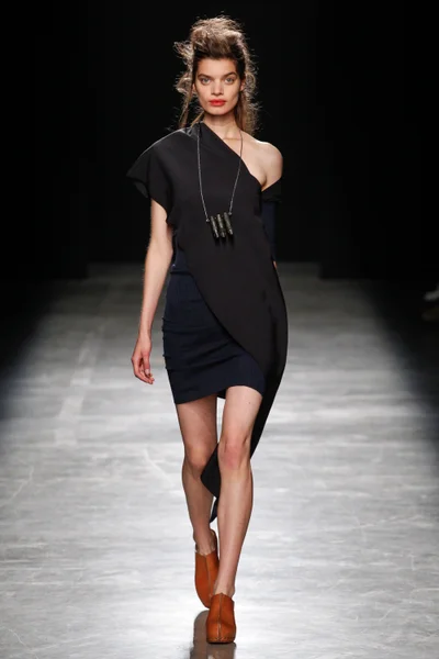 Look 48